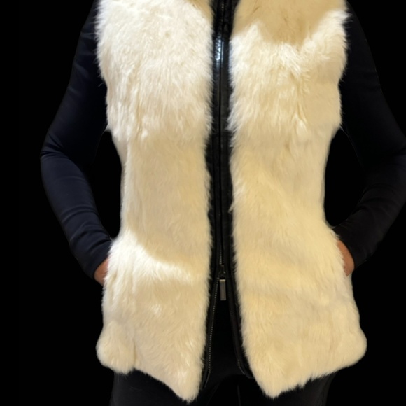 100% Rabbit Fur vest - Picture 6 of 6
